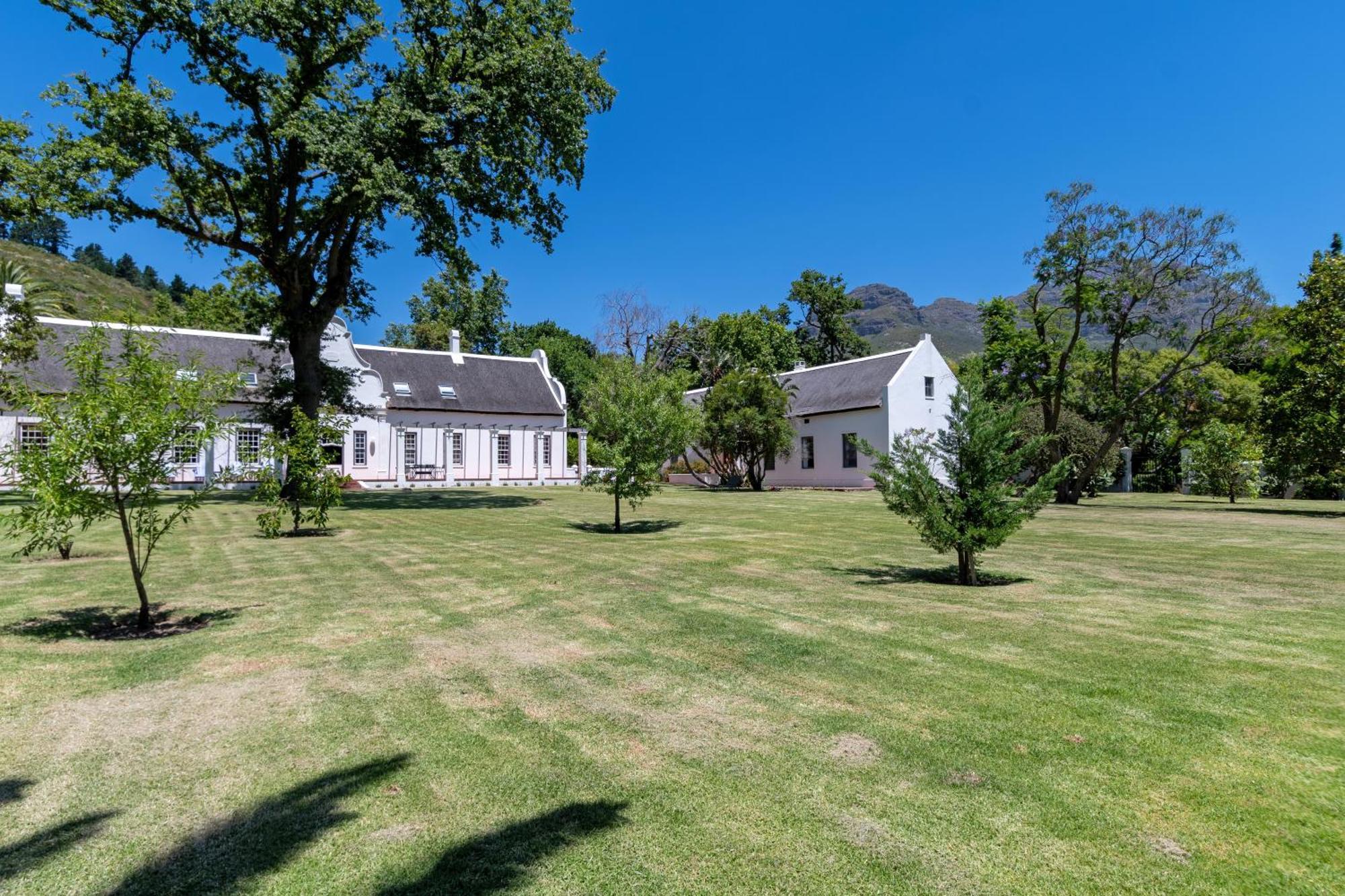Mont Angelis Aparthotel Stellenbosch Exterior foto