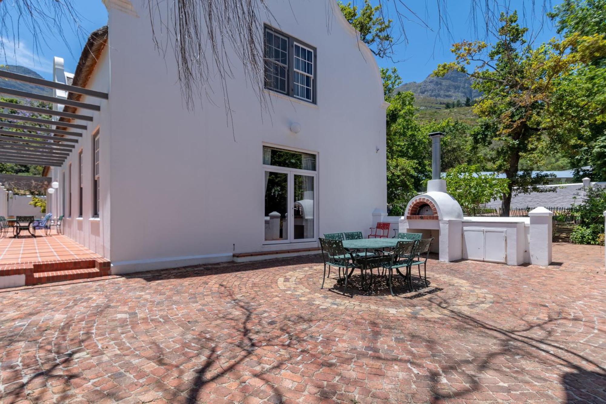 Mont Angelis Aparthotel Stellenbosch Exterior foto